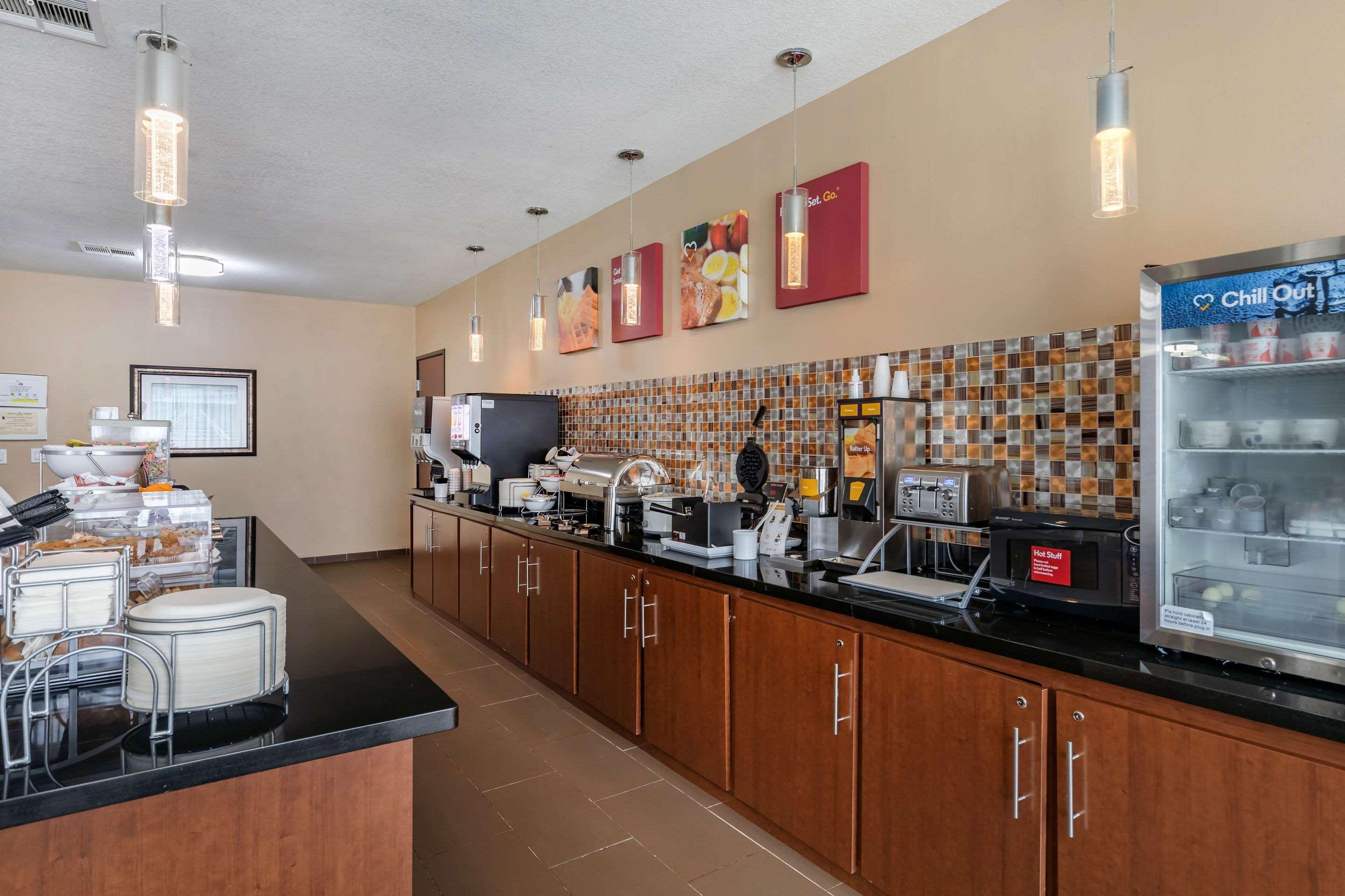 Comfort Suites Ennis Exterior foto